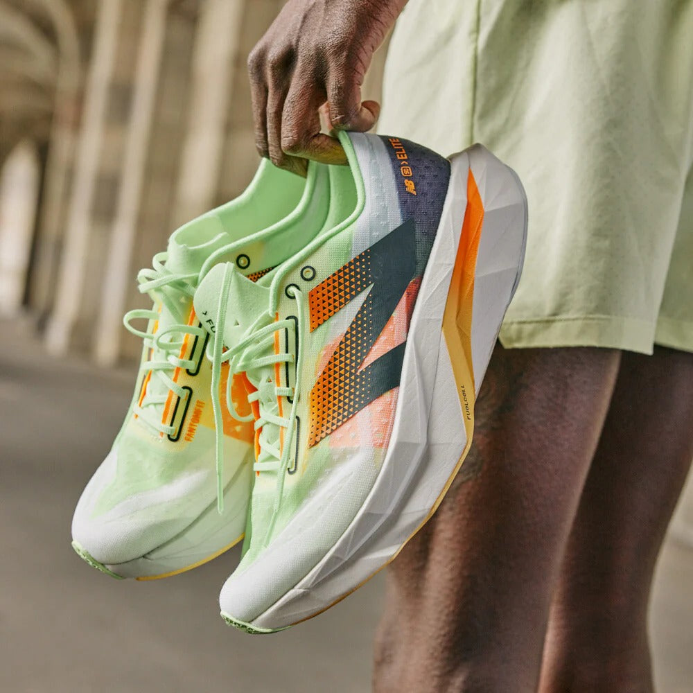 NEW BALANCE ELITE V4 BLANCA/VERDE