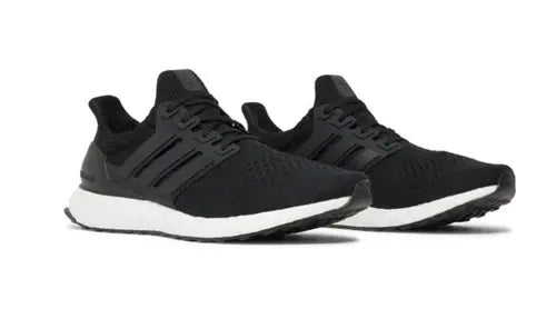 ADIDAS ULTRA BOOST NEGRO/BLANCO