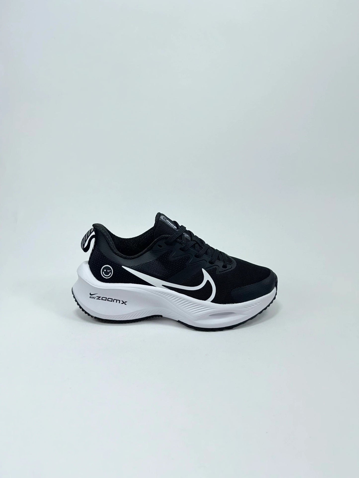 NIKE ZOOM X :) NEGRO/BLANCO