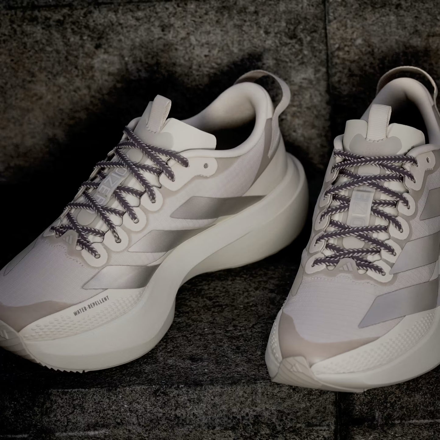 ADIDAS ADIZERO EVO SL ATR GRIS