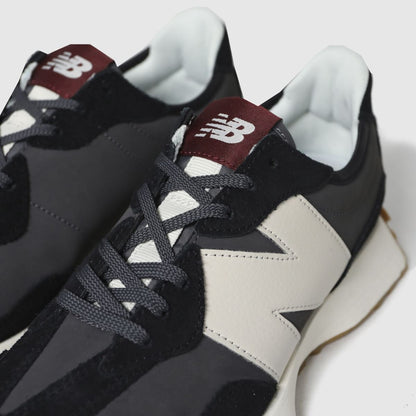 NEW BALANCE 327 NEGRO/BLANCO