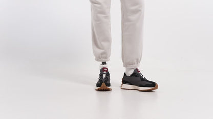 NEW BALANCE 327 NEGRO/BLANCO