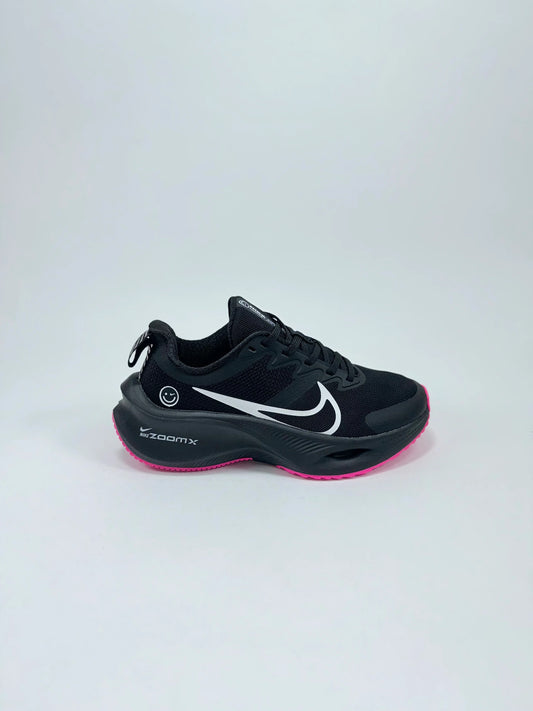 NIKE ZOOM X :) NEGRO/FUCSIA