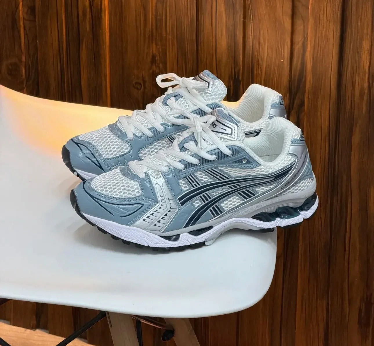 ASICS GEL KAYANO GRIS