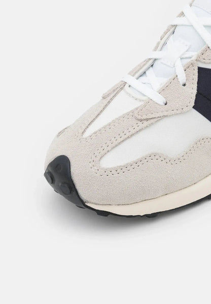 NEW BALANCE 327 BLANCO/NEGRO