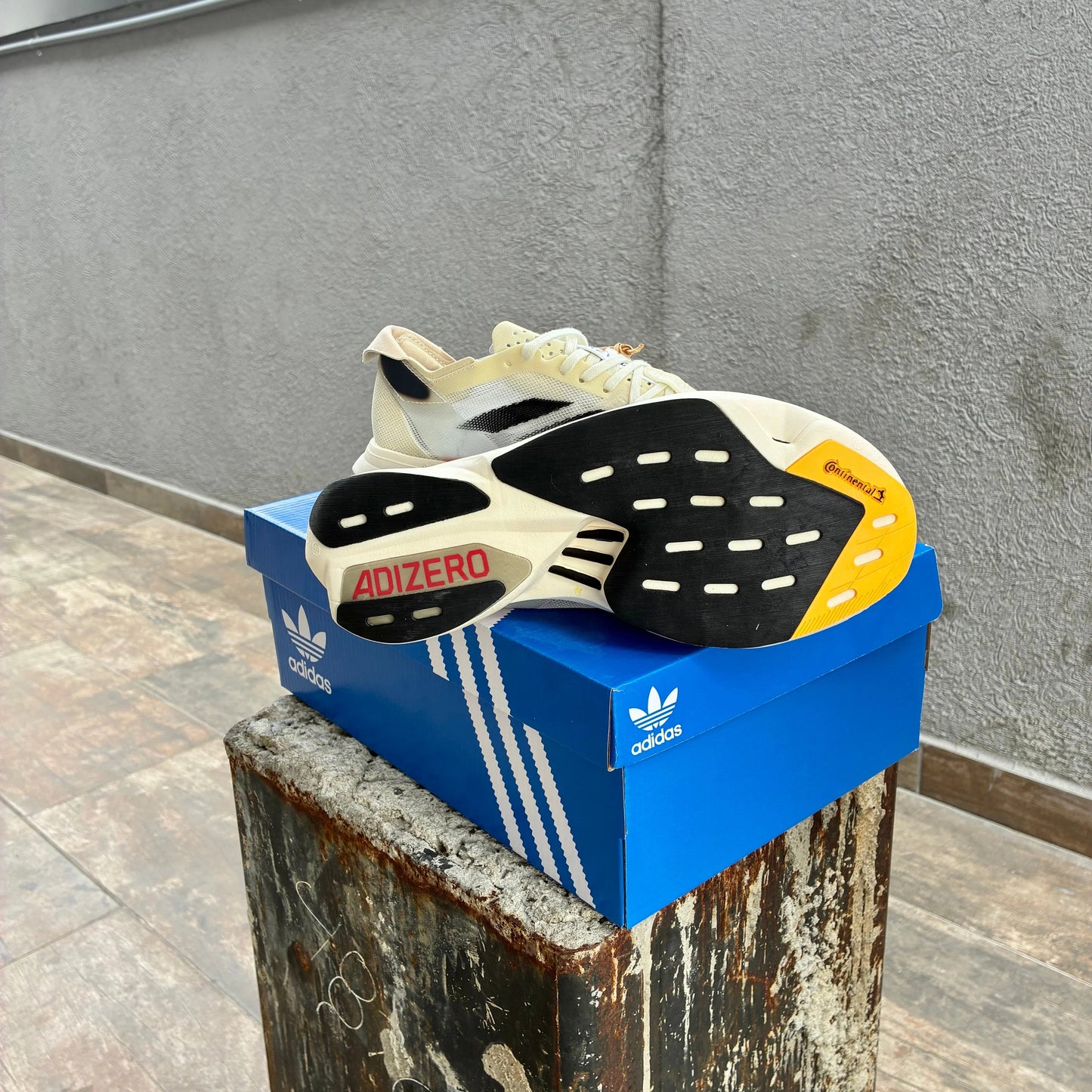 ADIDAS ADIZERO ADIOS PRO 3 SOLAR YELLOW