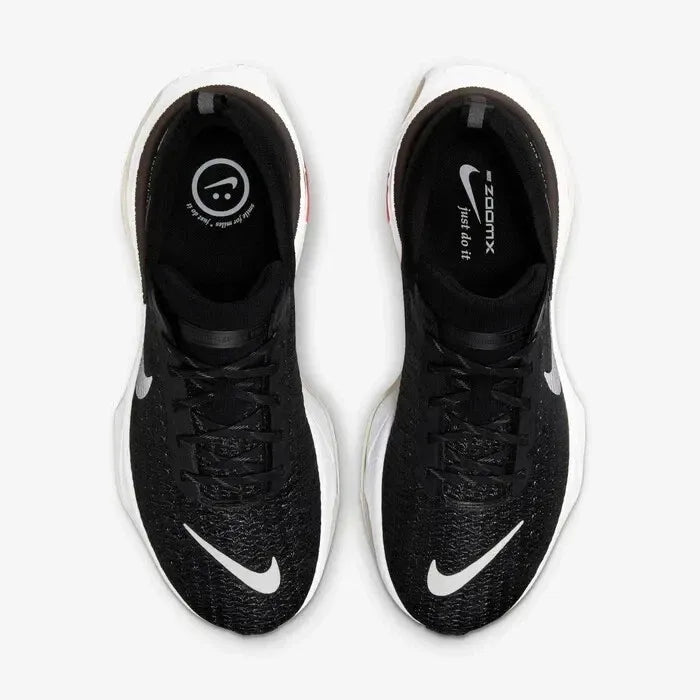 NIKE ZOOM INVINCIBLE RUN 3  NEGRO/BLANCO