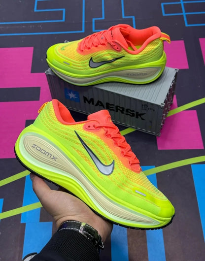 NIKE VOMERO PLUS VERDE